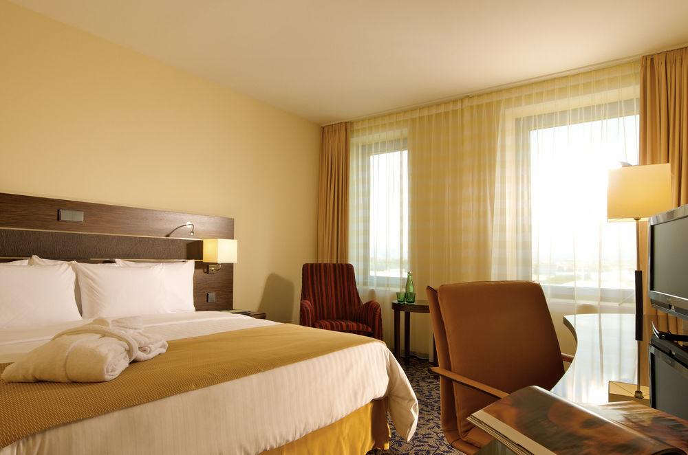 คอร์ตยาร์ด เวียนนา พราเทอร์/เมสเซอ Hotel ภายนอก รูปภาพ