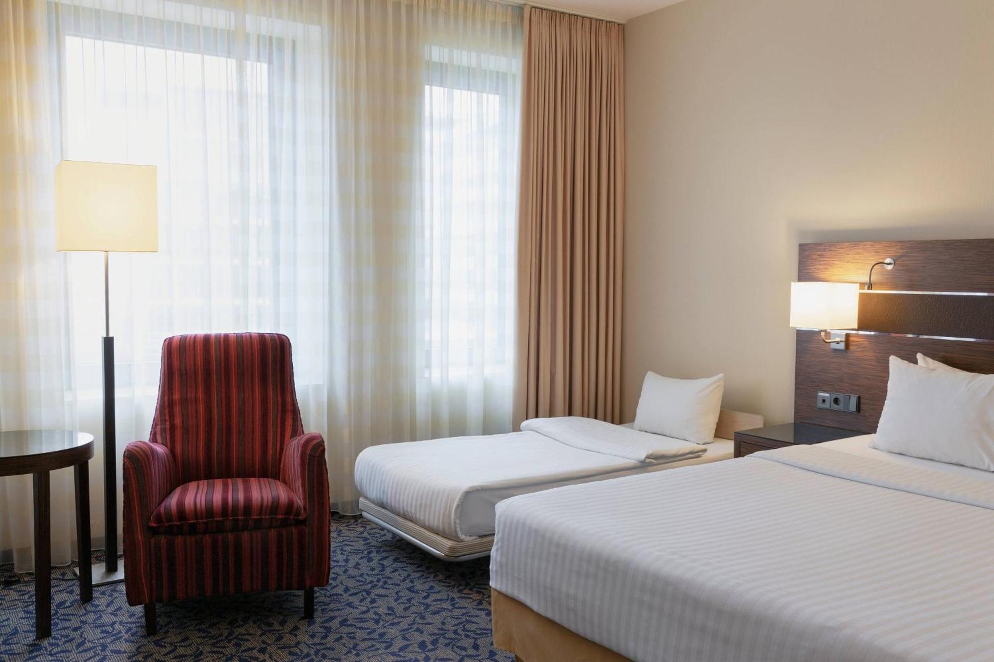 คอร์ตยาร์ด เวียนนา พราเทอร์/เมสเซอ Hotel ภายนอก รูปภาพ